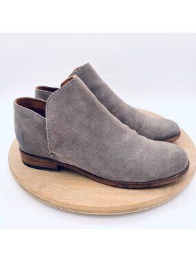 Frye Elyssa Boots Womens 8 Beige Suede Ankle Chelsea Minimalist Boho Costal